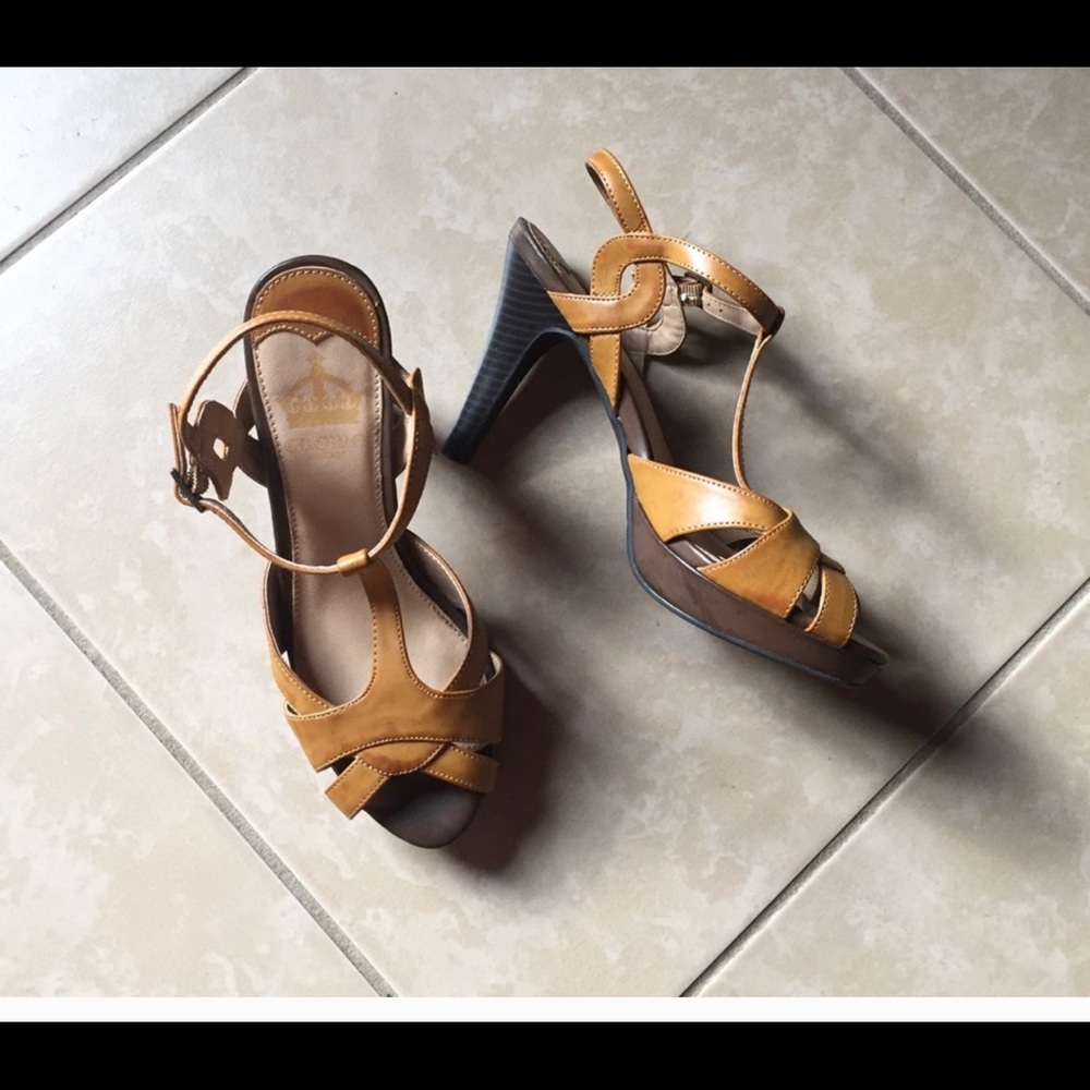 Mustard yellow heels
